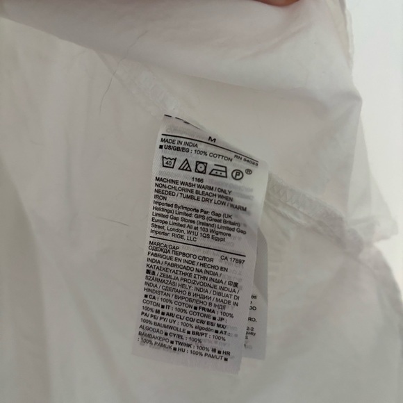 GAP Classic White Cotton Shirt - Picture 2 of 3